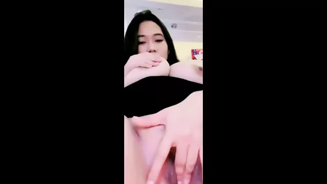 Perfect tits of Indonesia artis Full HD POYN